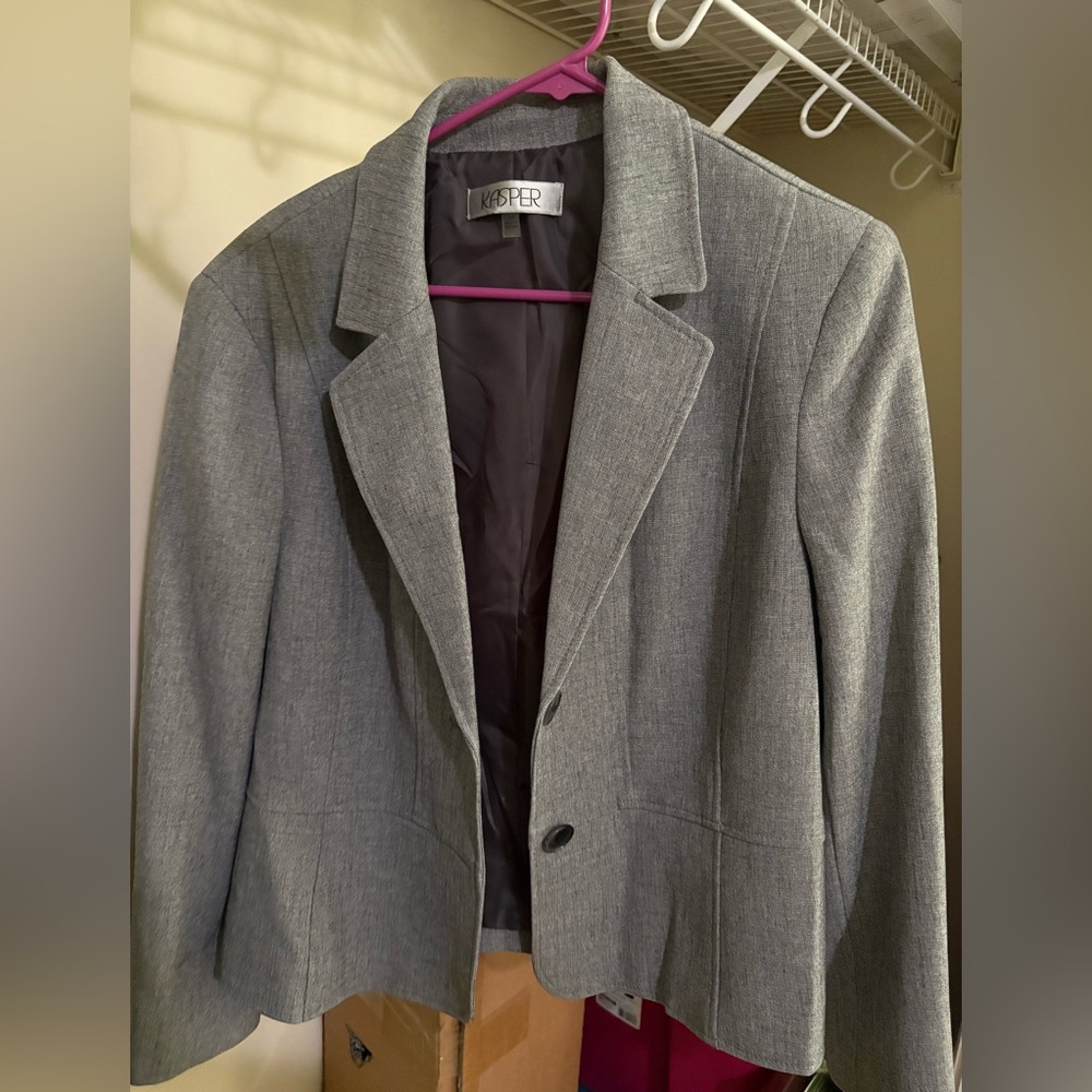 Kasper Gray Jacket & Pants suit set size 16p